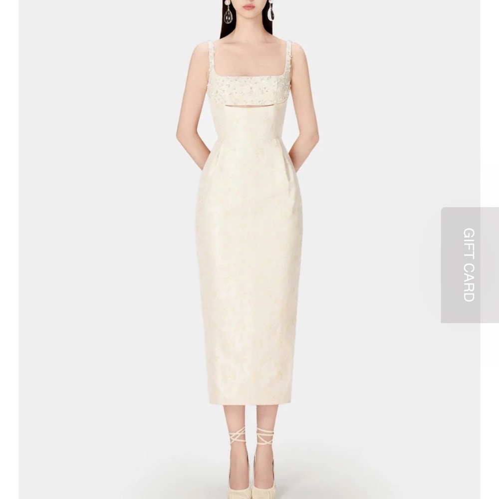 Chic Cream Midi Dress